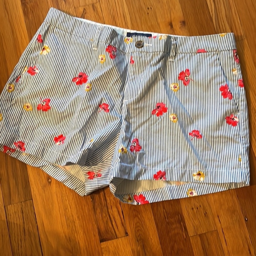Old Navy Everyday Shorts in Blue Stripe Floral 100% Cotton Sz 10 - Picture 2 of 5